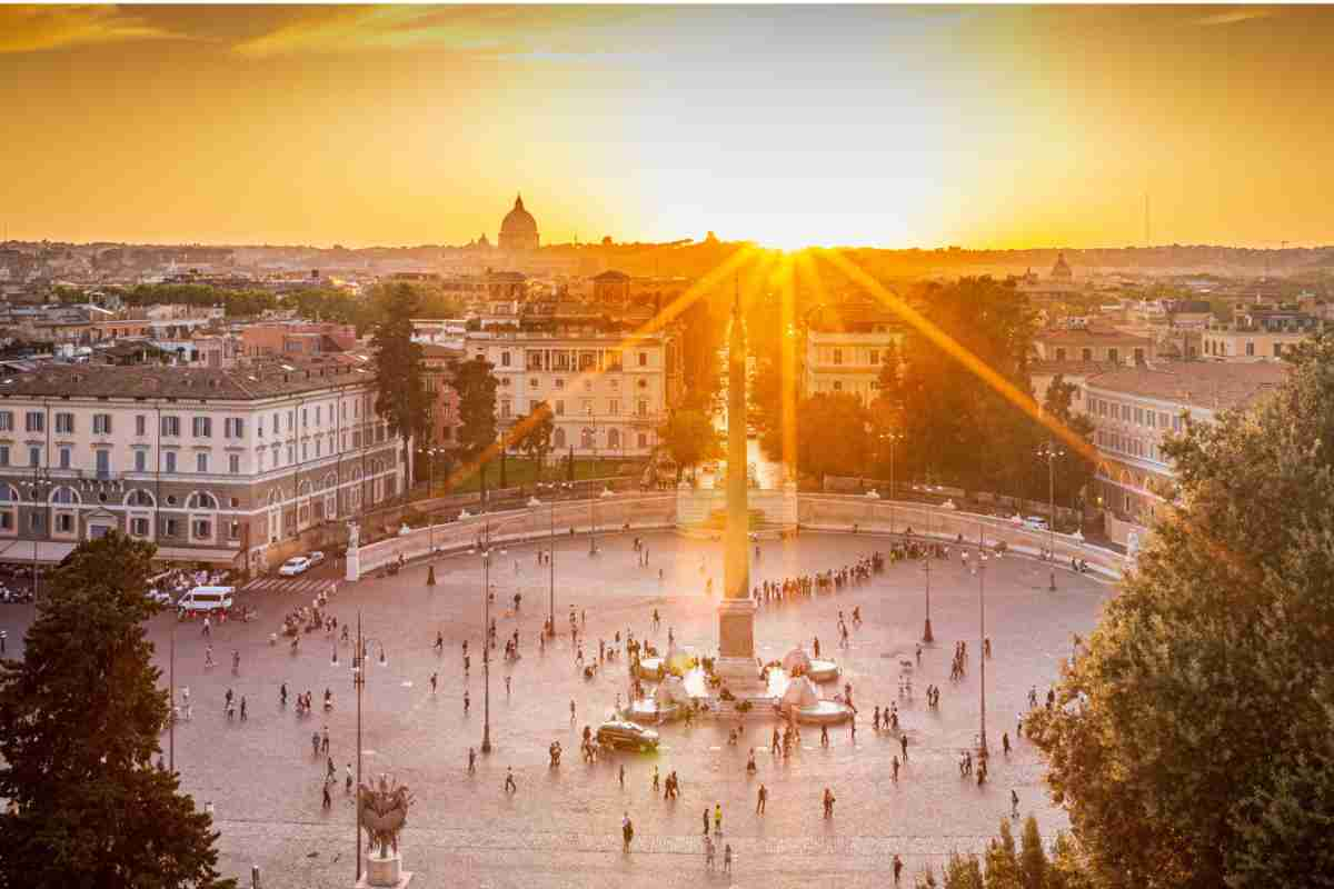 Sole su piazza del Popolo